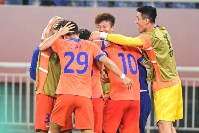 意甲-丘库埃泽制胜 AC米兰1-0战胜乌迪内斯